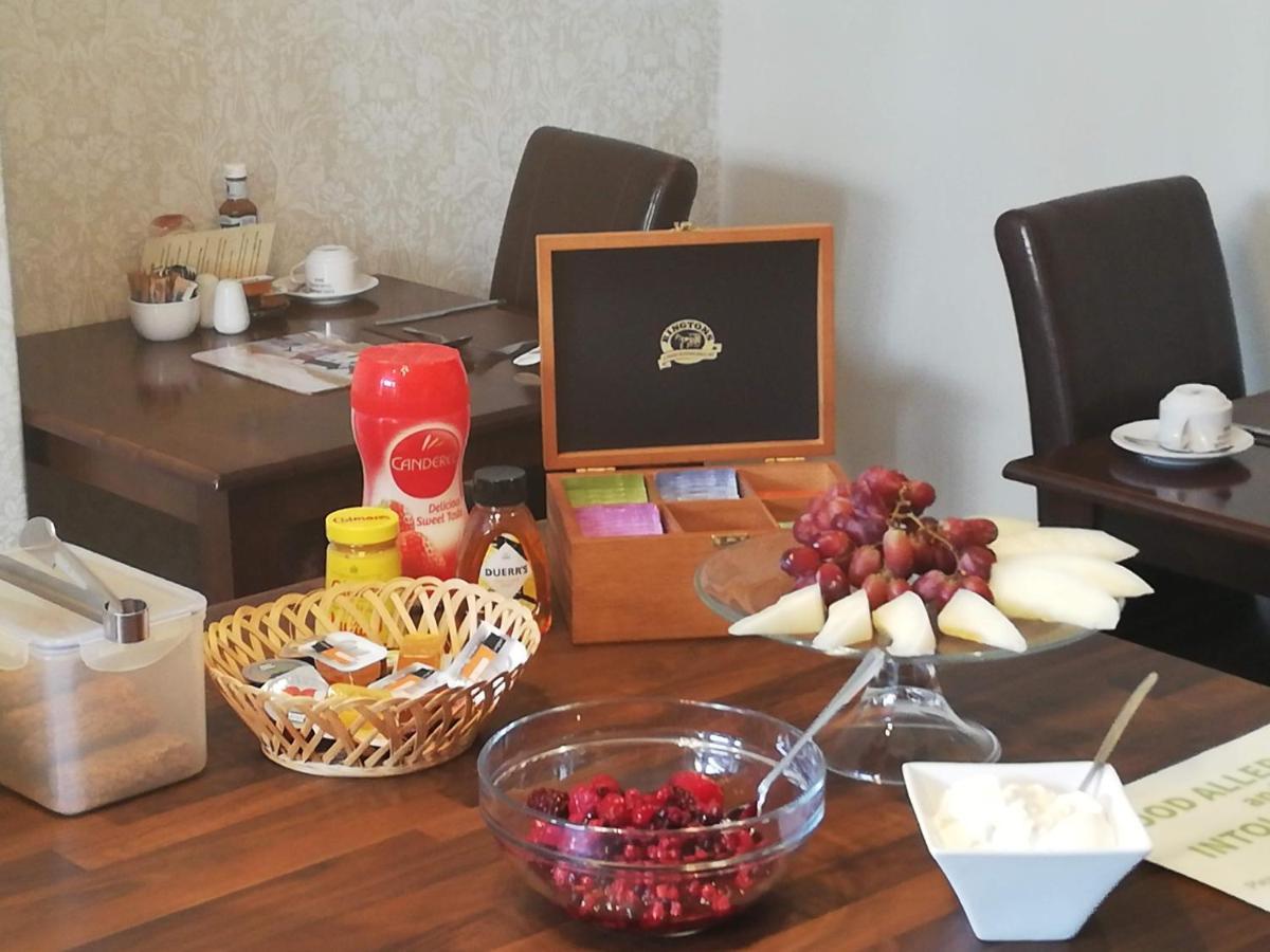 סקארבורו Esplanade Gardens B&B מראה חיצוני תמונה