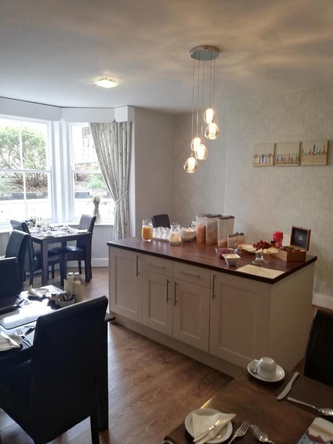 סקארבורו Esplanade Gardens B&B מראה חיצוני תמונה