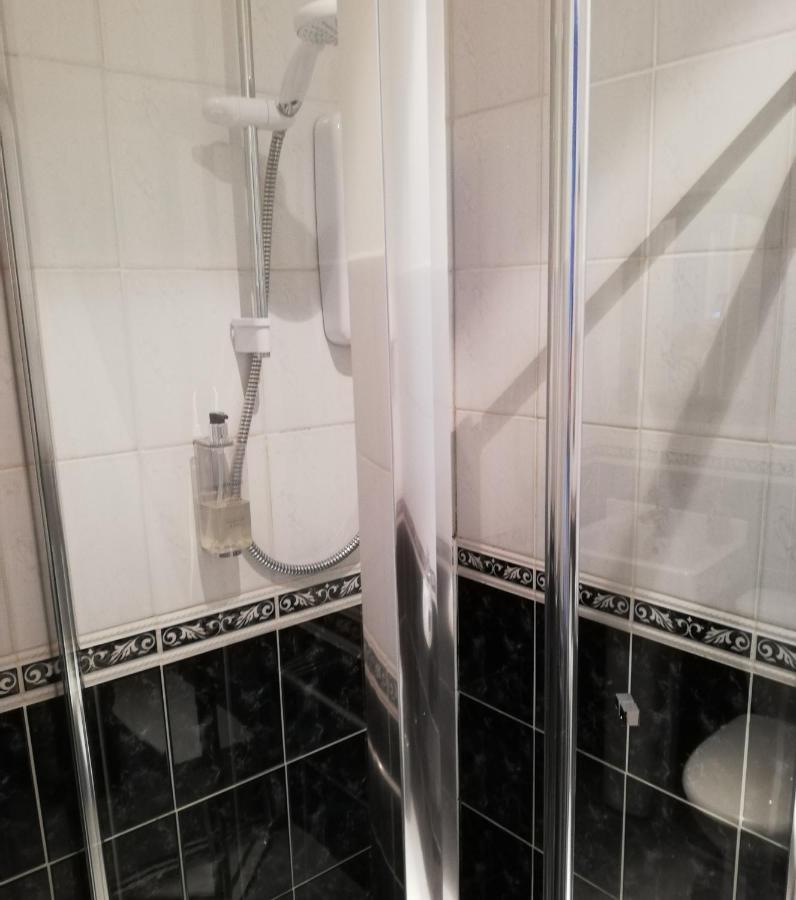סקארבורו Esplanade Gardens B&B מראה חיצוני תמונה
